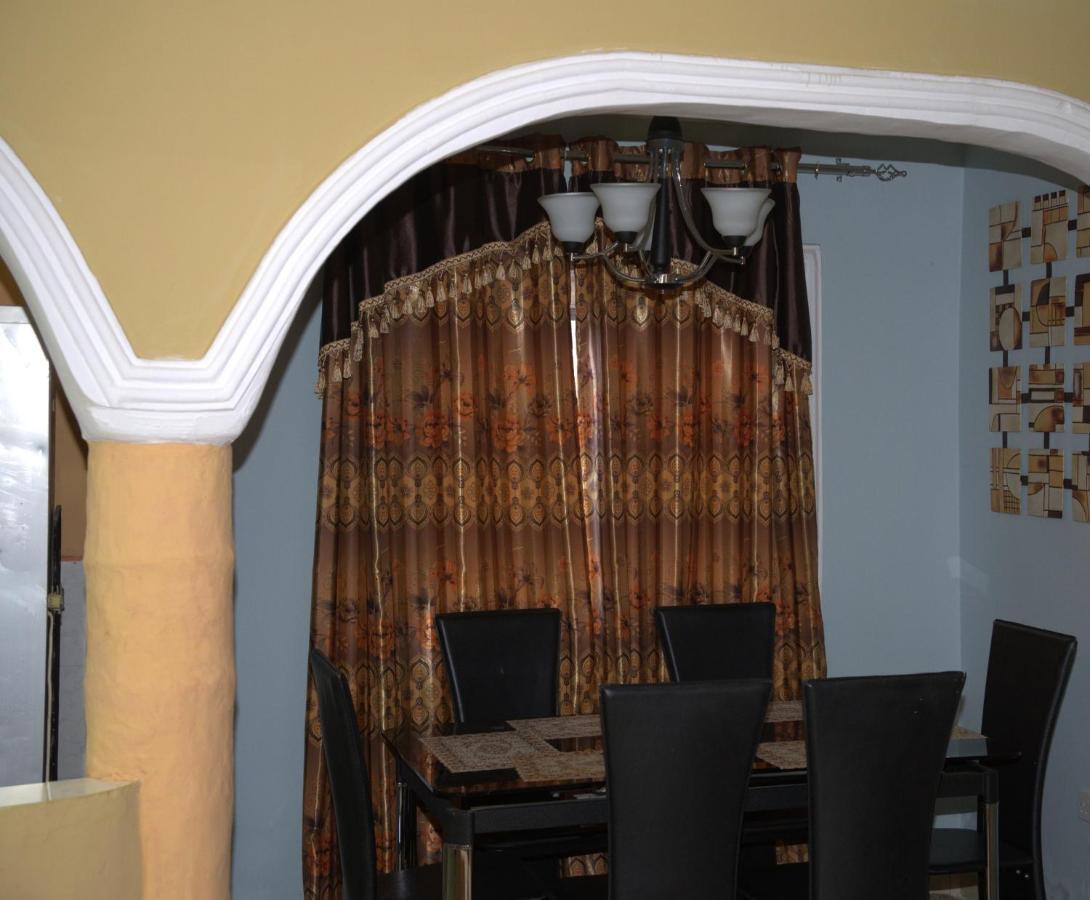 Faith And Grace Guest House Lamin Beretto Extérieur photo