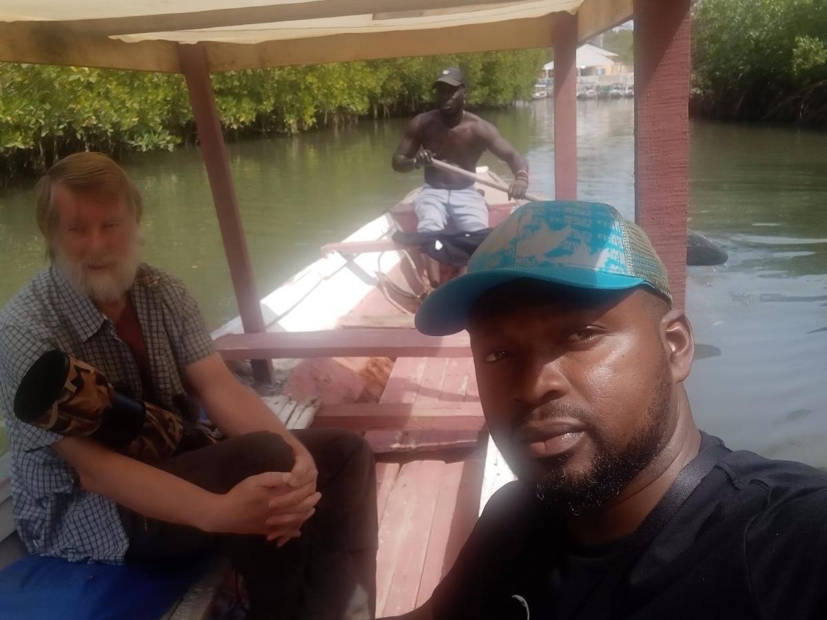 Faith And Grace Guest House Lamin Beretto Extérieur photo