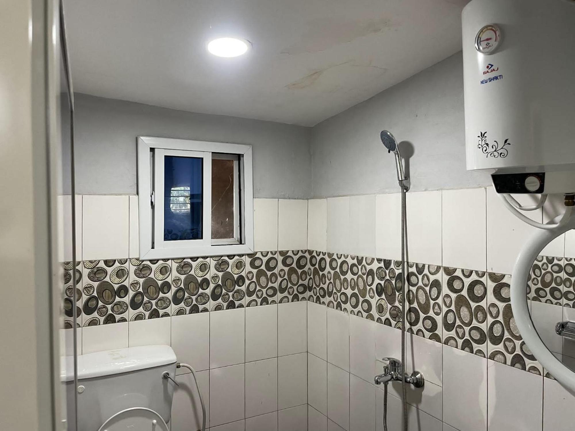 Faith And Grace Guest House Lamin Beretto Extérieur photo