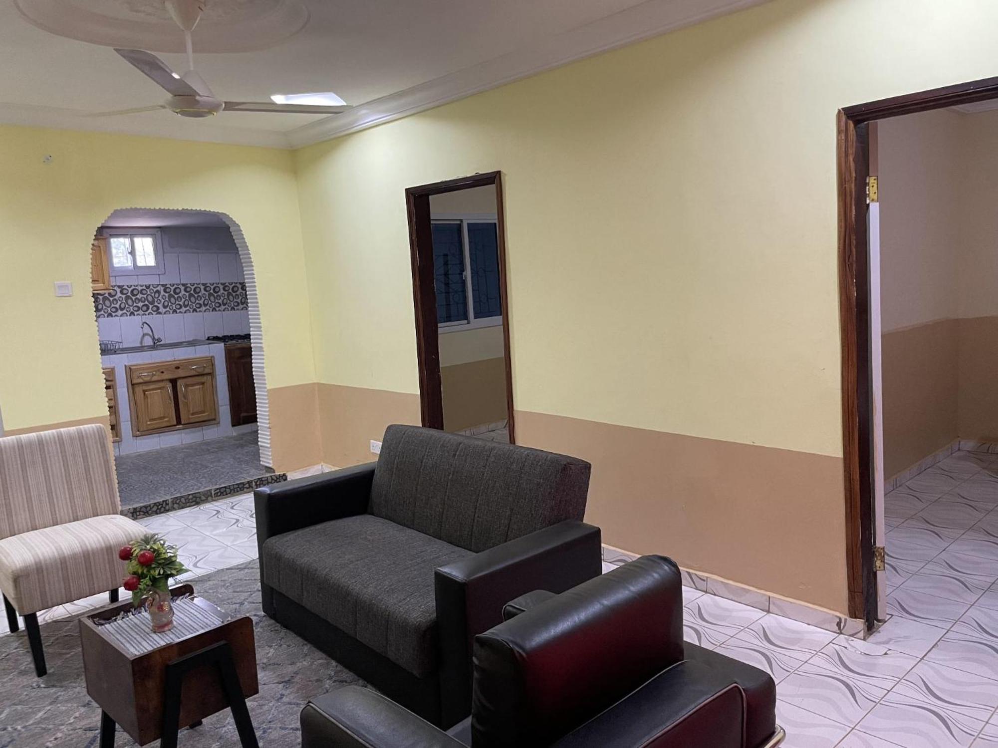 Faith And Grace Guest House Lamin Beretto Extérieur photo
